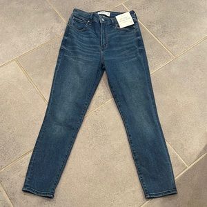 Abercrombie Curve Love Skinny Jeans